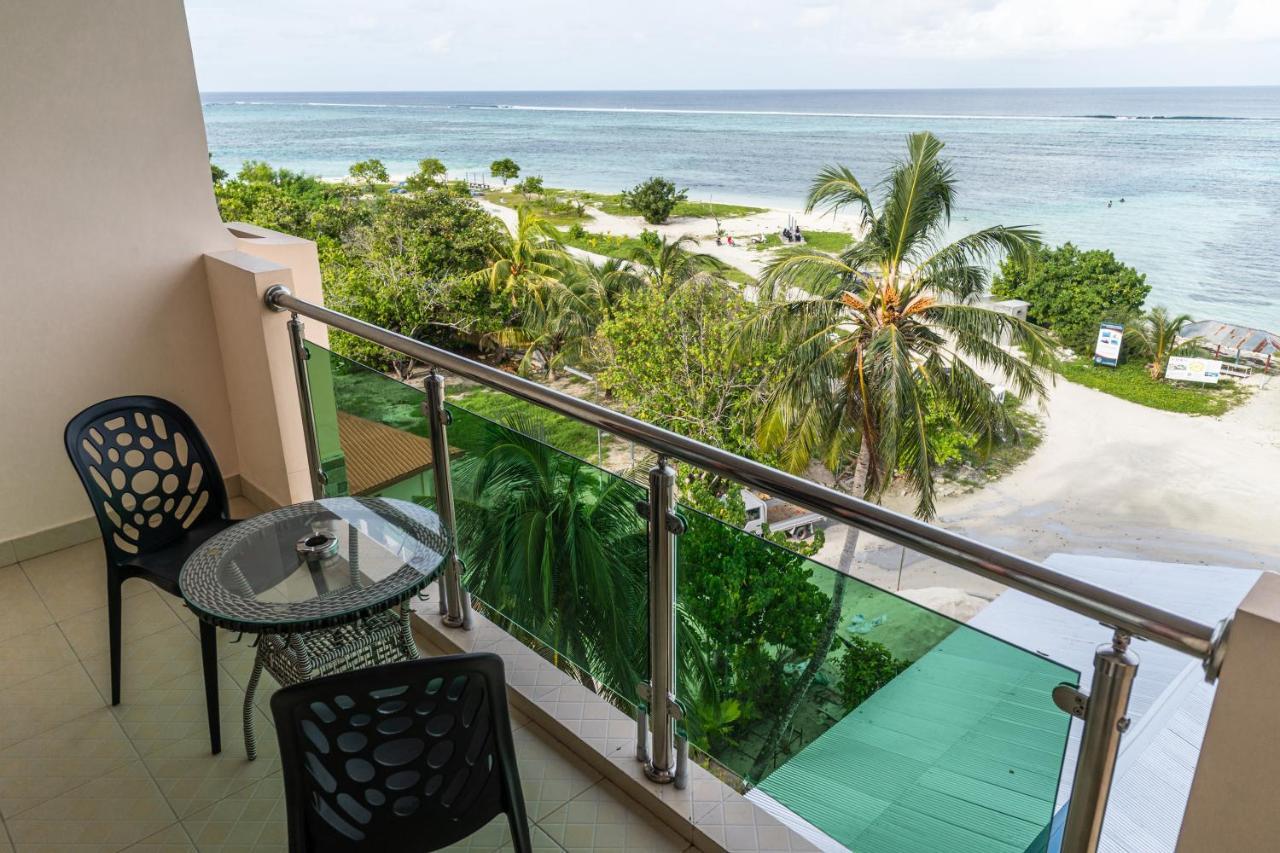 Sunrise Beach Maafushi Exterior foto